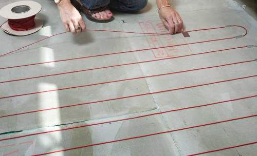 underfloor heating wire installation